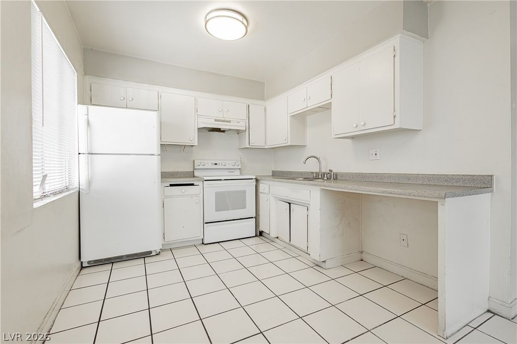 Image 54 of property listing at 1409 Sombrero Drive, Las Vegas, NV 89169