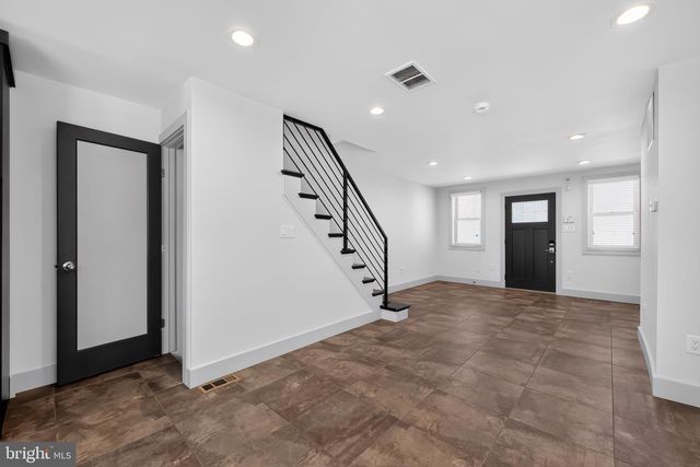 2116 S BEECHWOOD ST, Philadelphia, PA 19145