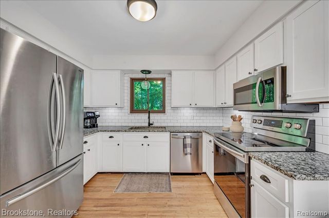 5067 Algonquin Boulevard, Clarkston, MI 48348