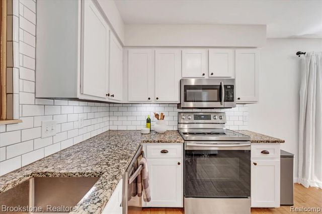 5067 Algonquin Boulevard, Clarkston, MI 48348