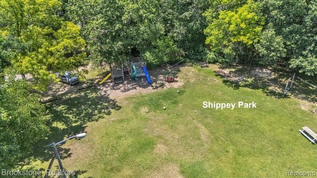 5067 Algonquin Boulevard, Clarkston, MI 48348