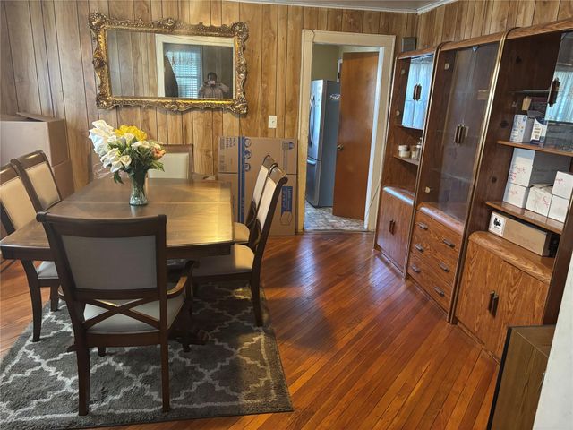 218-27 99 Avenue, Queens Village, NY 11429