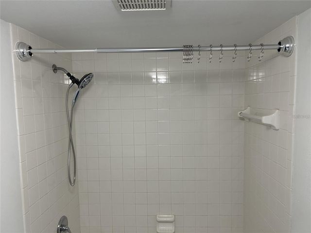 3002 W CLEVELAND STREET B7, Tampa, FL 33609