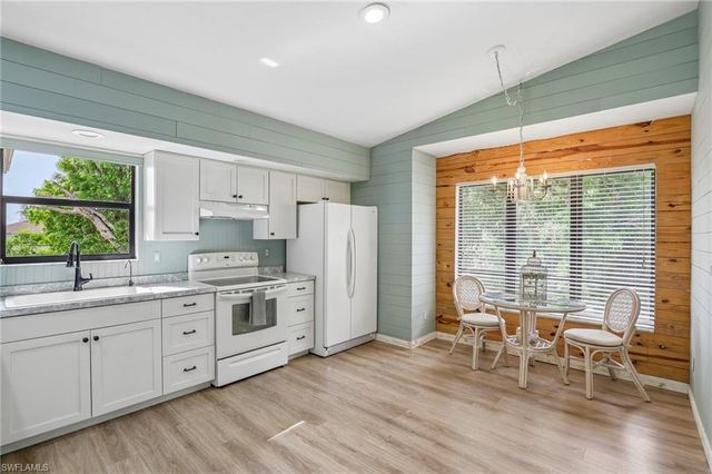 4539 Pine Village CT, St. James City, FL 33956