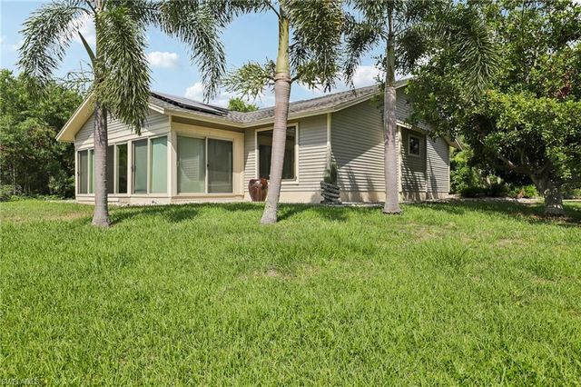 4539 Pine Village CT, St. James City, FL 33956