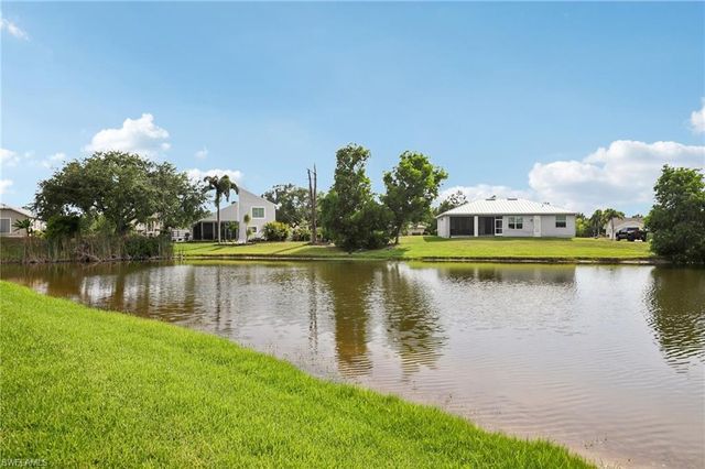 4539 Pine Village CT, St. James City, FL 33956