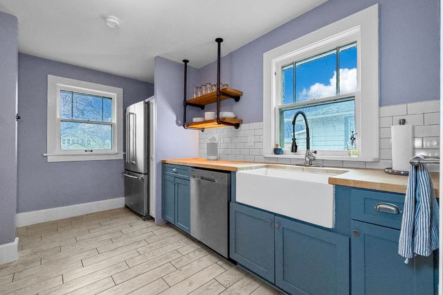 727 37th Street, Des Moines, IA 50312