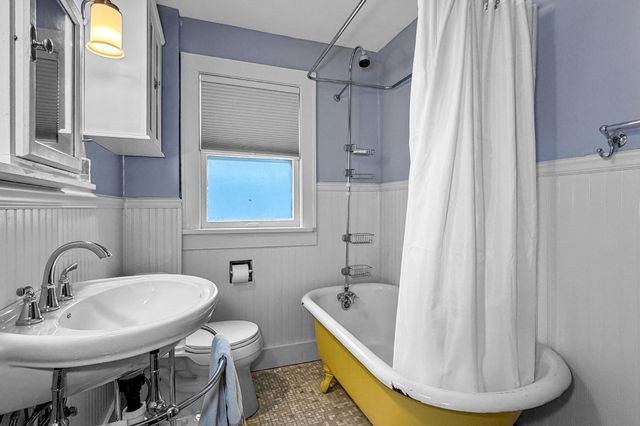 727 37th Street, Des Moines, IA 50312