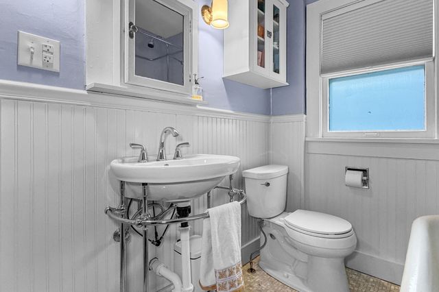 727 37th Street, Des Moines, IA 50312