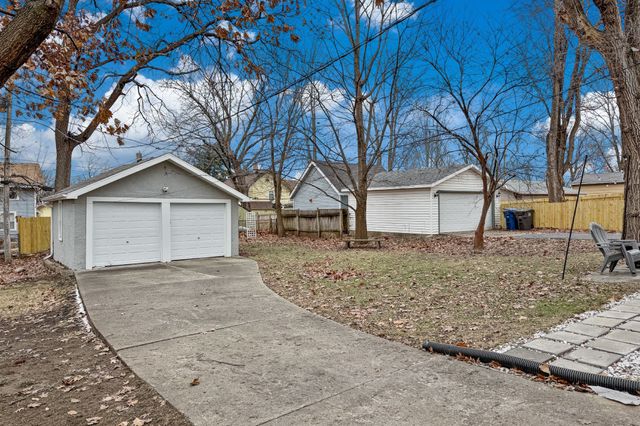 727 37th Street, Des Moines, IA 50312