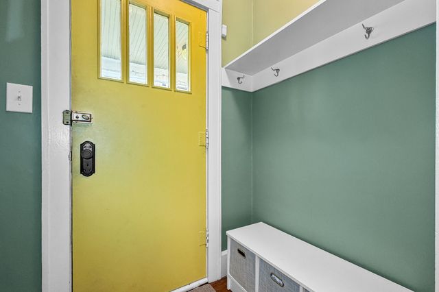 727 37th Street, Des Moines, IA 50312