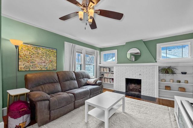 727 37th Street, Des Moines, IA 50312