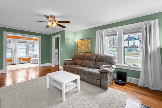 727 37th Street, Des Moines, IA 50312