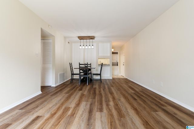 165 OLD MONTGOMERY HIGHWAY E, Homewood, AL 35216