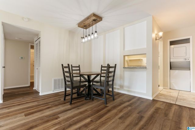 165 OLD MONTGOMERY HIGHWAY E, Homewood, AL 35216