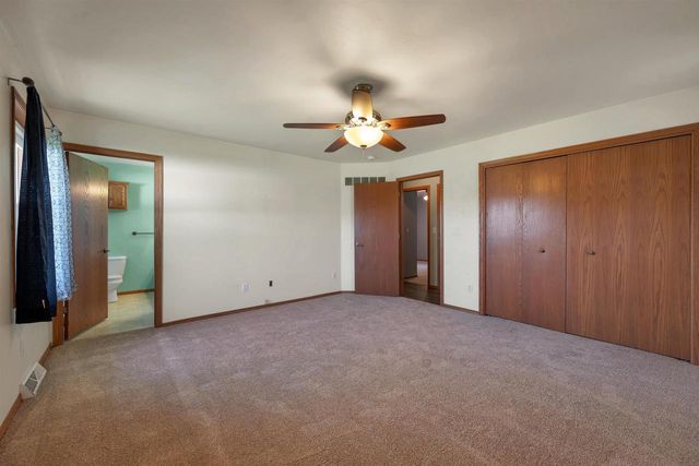 1756 LEMON LANE, De Pere, WI 54115