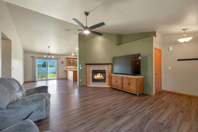 1756 LEMON LANE, De Pere, WI 54115