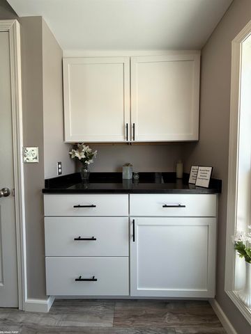 727 13th Street, Port Huron, MI 48060