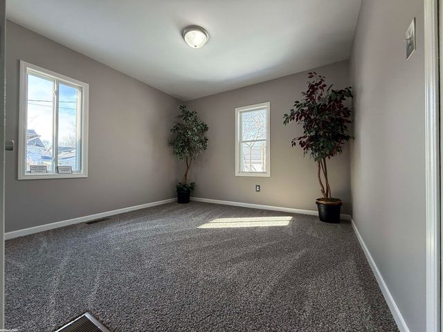 727 13th Street, Port Huron, MI 48060