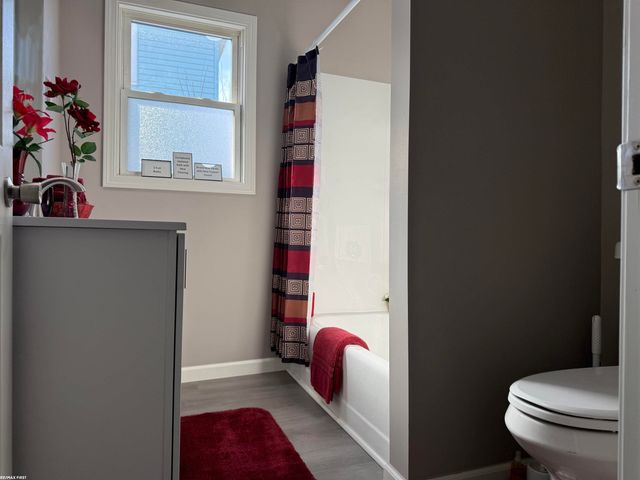 727 13th Street, Port Huron, MI 48060