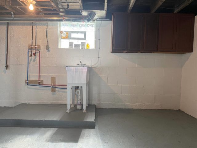 727 13th Street, Port Huron, MI 48060