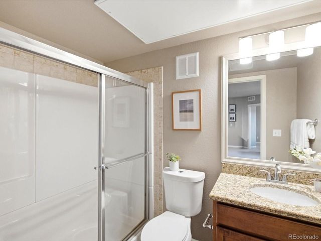 725 Elmhurst Dr 307, Littleton, CO 80129