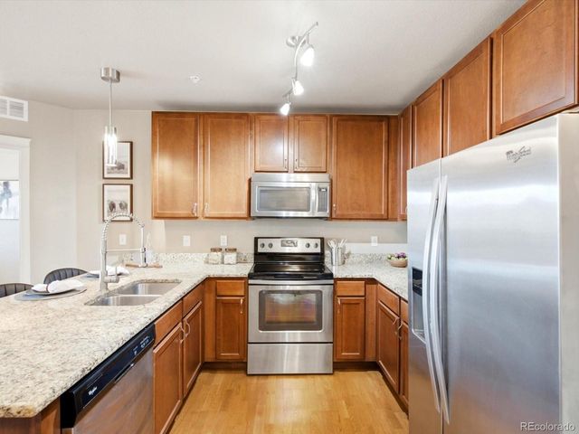 725 Elmhurst Dr 307, Littleton, CO 80129