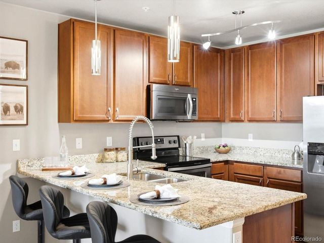 725 Elmhurst Dr 307, Littleton, CO 80129