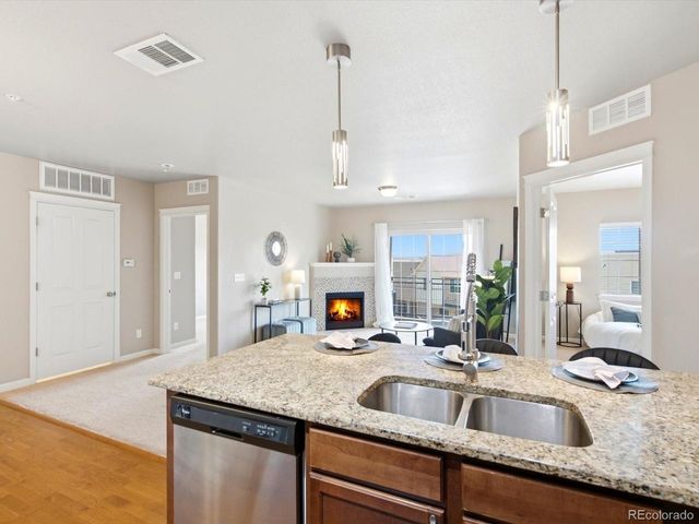 725 Elmhurst Dr 307, Littleton, CO 80129