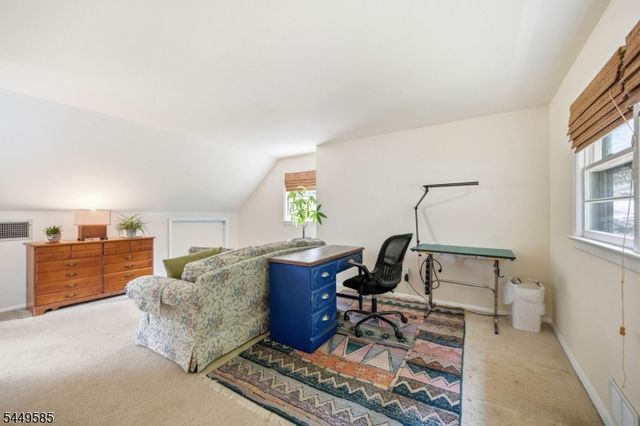 110 Truman Blvd, Oakland Boro, NJ 07436