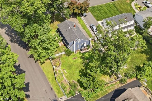110 Truman Blvd, Oakland Boro, NJ 07436