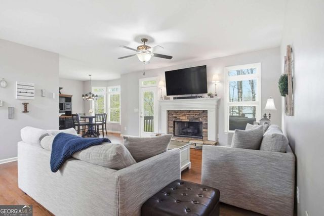 762 Bentleaf Drive, Dallas, GA 30132