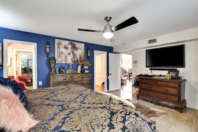 2718 Kissing Camel Court, Missouri City, TX 77459