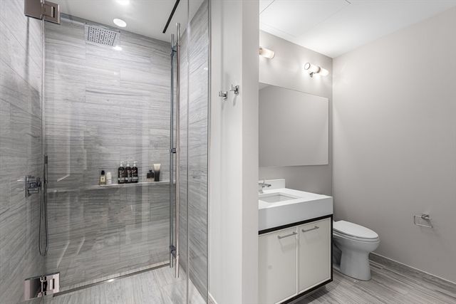 1 Dalton 3306, Boston, MA 02115