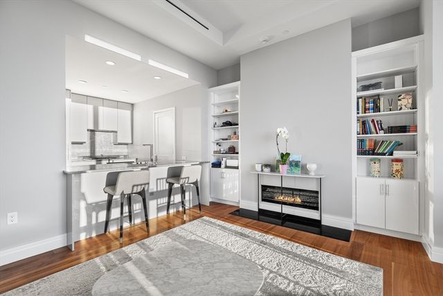 1 Dalton 3306, Boston, MA 02115