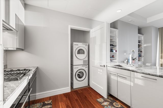 1 Dalton 3306, Boston, MA 02115