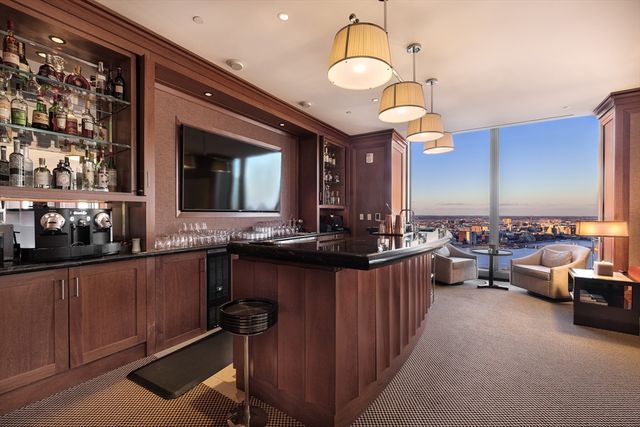 1 Dalton 3306, Boston, MA 02115
