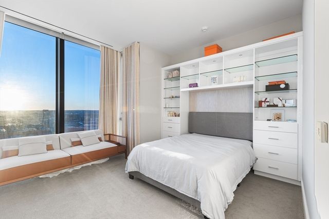 1 Dalton 3306, Boston, MA 02115