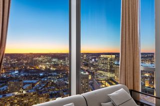 1 Dalton 3306, Boston, MA 02115