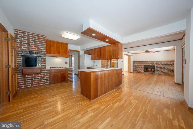 485 GARRISON WAY, Conshohocken, PA 19428