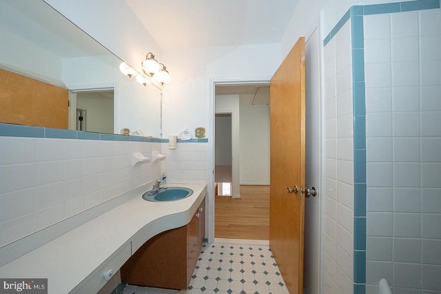 485 GARRISON WAY, Conshohocken, PA 19428