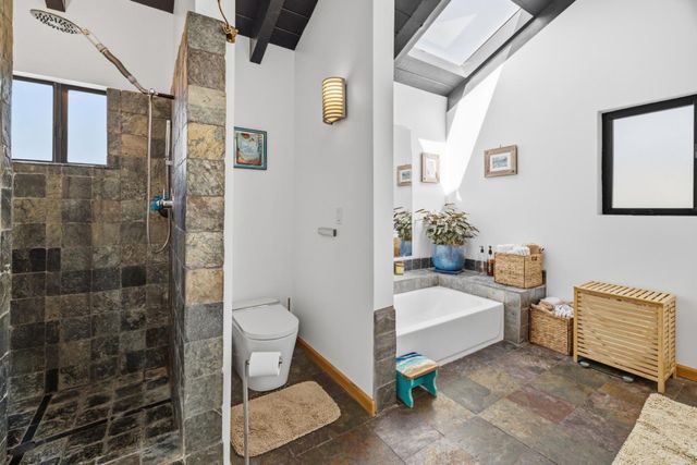 417 Alta Loma Lane, Santa Cruz, CA 95062