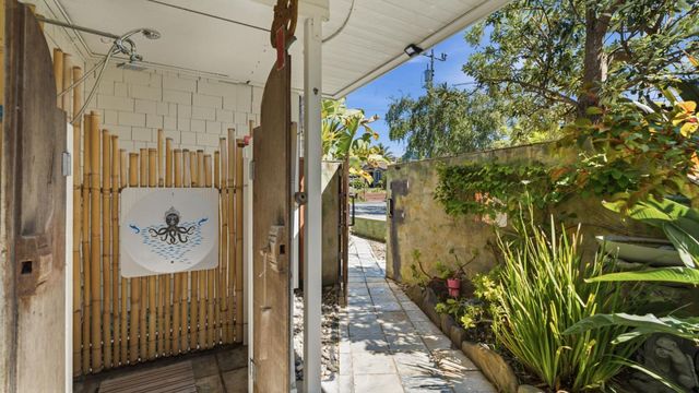 417 Alta Loma Lane, Santa Cruz, CA 95062