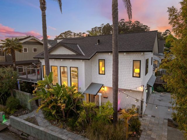 417 Alta Loma Lane, Santa Cruz, CA 95062