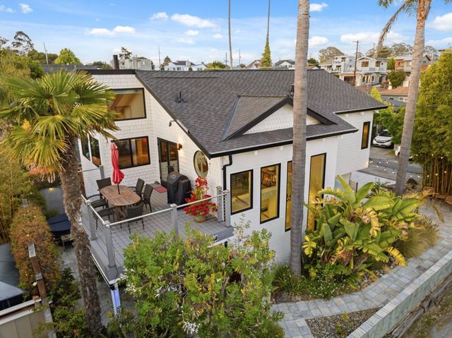 417 Alta Loma Lane, Santa Cruz, CA 95062