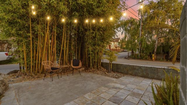 417 Alta Loma Lane, Santa Cruz, CA 95062