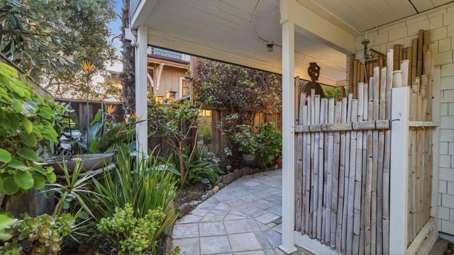 417 Alta Loma Lane, Santa Cruz, CA 95062