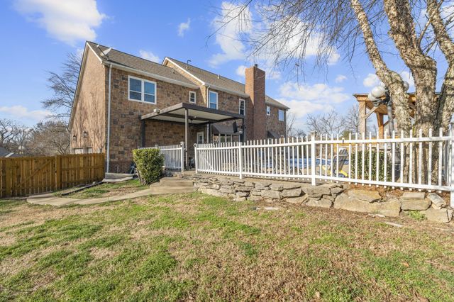 2003 Earl Pearce Cir, Mount Juliet, TN 37122