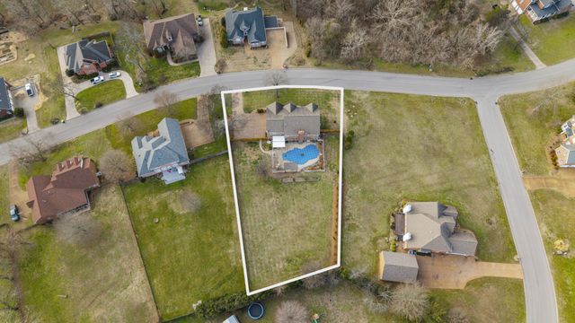 2003 Earl Pearce Cir, Mount Juliet, TN 37122