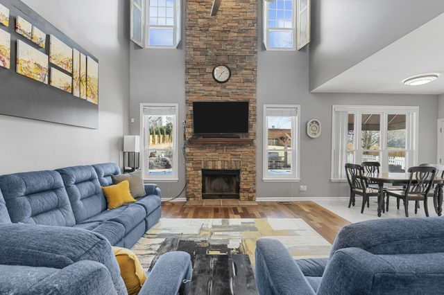 2003 Earl Pearce Cir, Mount Juliet, TN 37122